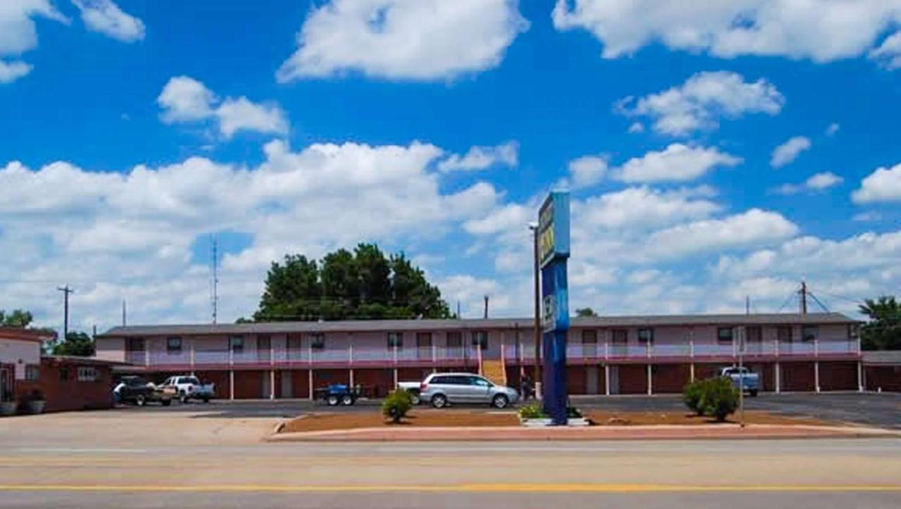 American Inn & Suites Childress Exterior foto
